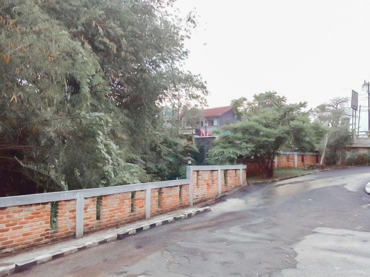 Urbanview Hotel Rio Life House Cianjur By Reddoorz ภายนอก รูปภาพ