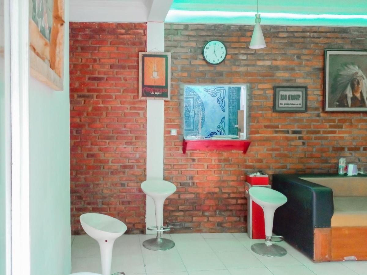 Urbanview Hotel Rio Life House Cianjur By Reddoorz ภายนอก รูปภาพ